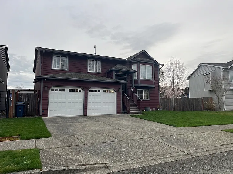 1210 Loves Hill Dr — Photo 1