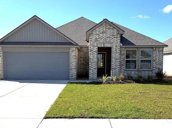 134 Cottage Cove Dr, Maurice, LA 70555