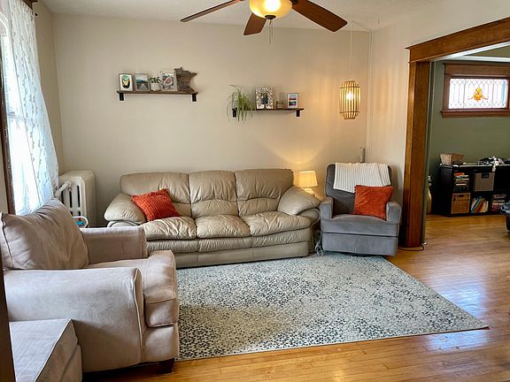 2nd image of 204 Ann St #1