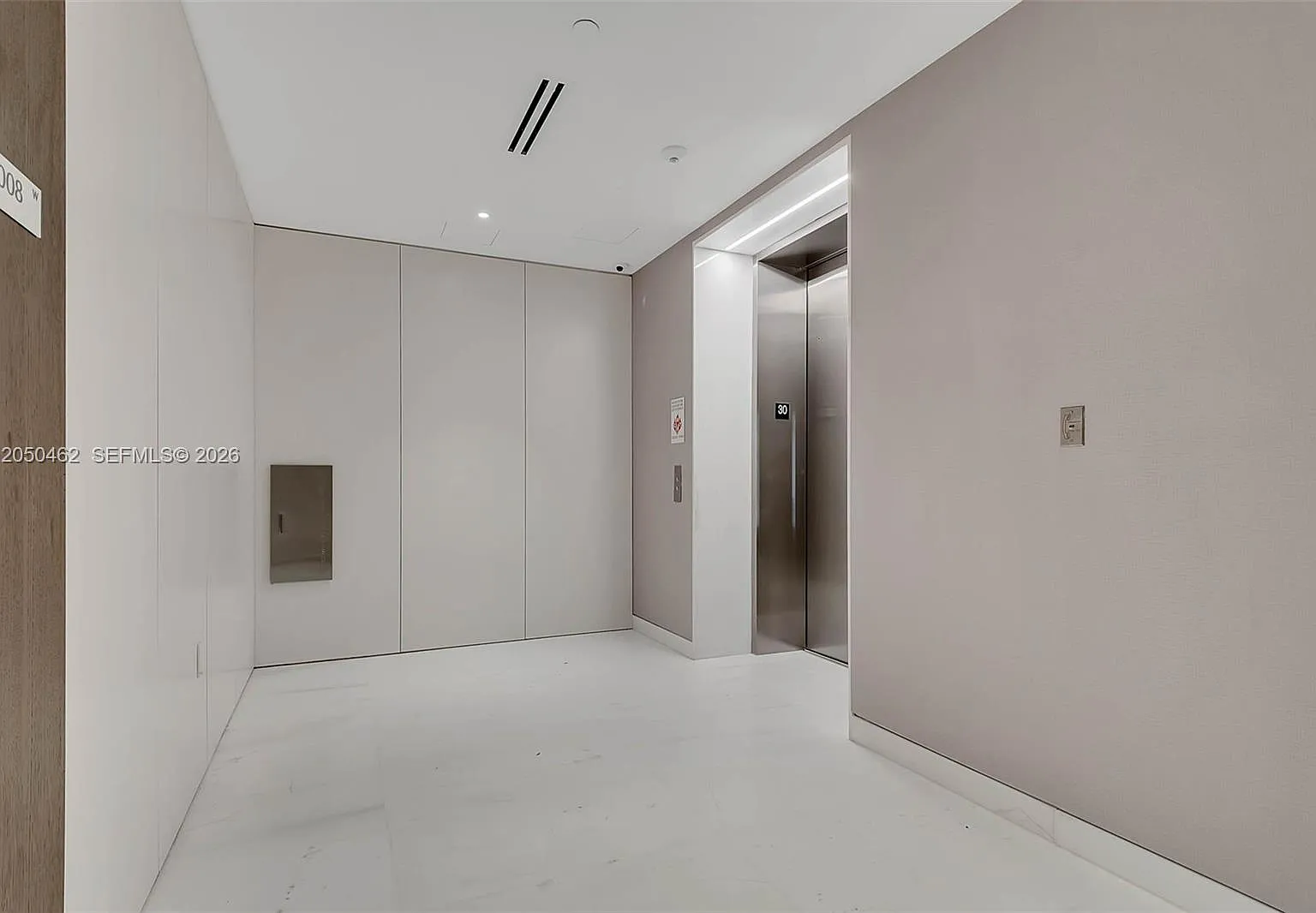 Aston Martin Residences — Photo 3