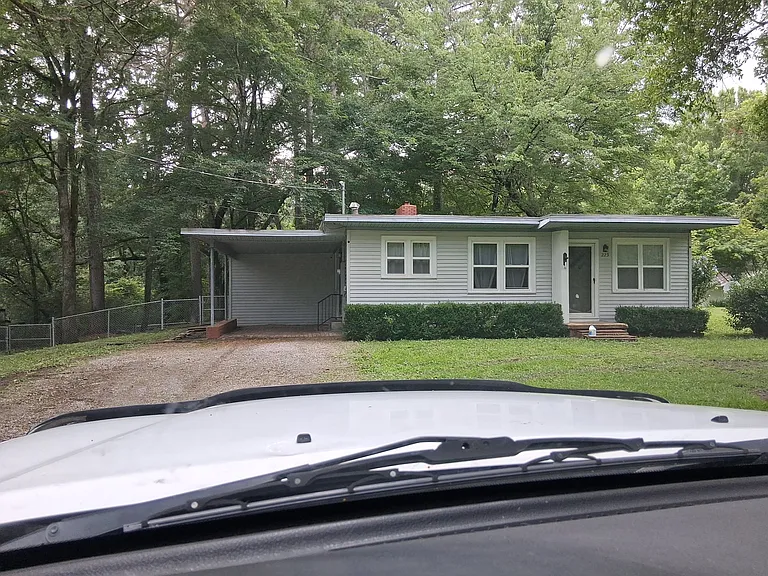 223 N Feemster Lake Rd — Photo 8