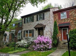 10457 Courthouse Dr, Fairfax, VA 22030