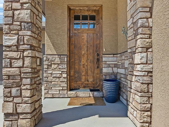 2nd image of 498 Tiara Rado Ct