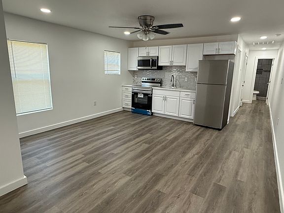 2nd image of 3709 College Ave #3709