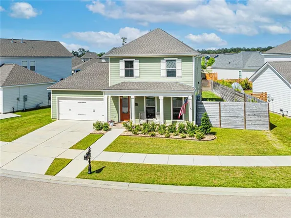2033 Prestwood Ln, Covington, LA 70433