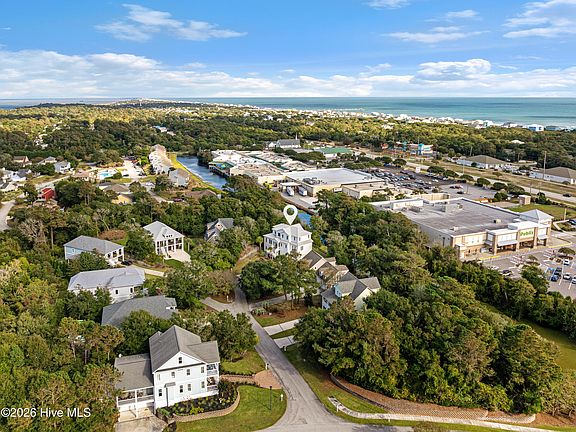 3rd image of 8807 Edgewater Court