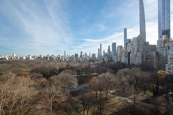 Sold by Trump International Realty | media 32