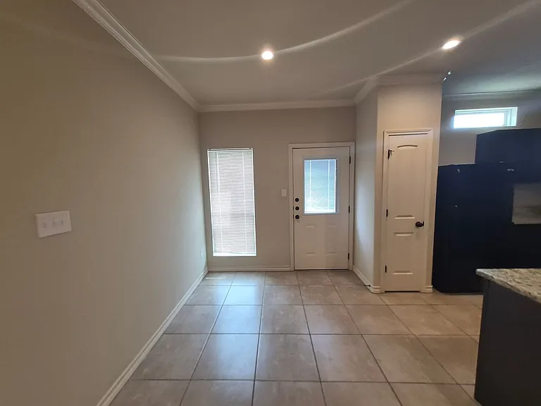 6002 Jax Way #102 — Photo 5