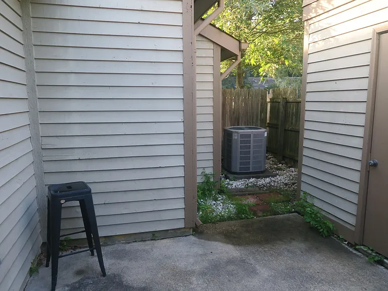 1509 Colonnade Dr — Photo 14