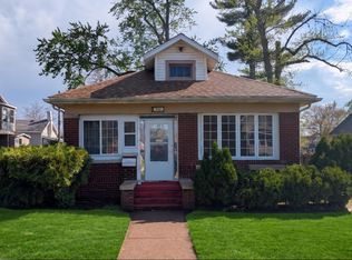 715 Pearl St, Michigan City, IN 46360