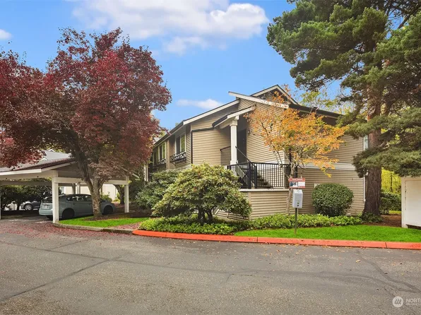 11311 NE 128th Street #D203, Kirkland, WA 98034