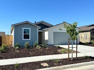 3949 W Sunnyview Ave, Visalia, CA 93291