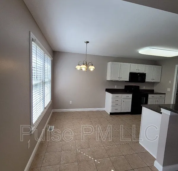 10189 Chestnut Oak Dr — Photo 8