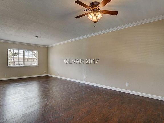 3rd image of 4416 Mayflower Ln