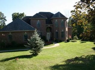 102 Lazalea Dr, Butler, PA 16001