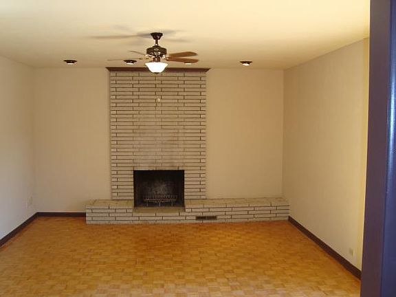 3rd image of 9716 Georgia Ave