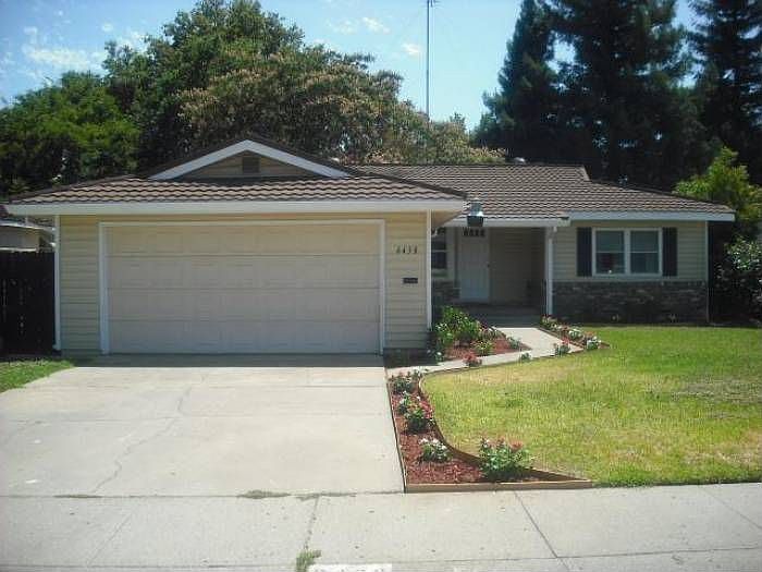 1st image of 6438 Woodhills Way
