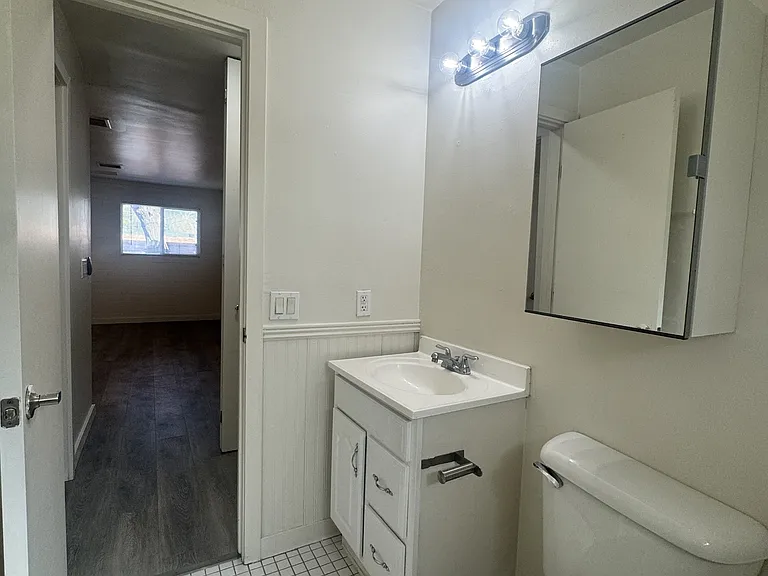 805 E Garfield St #3 — Photo 13