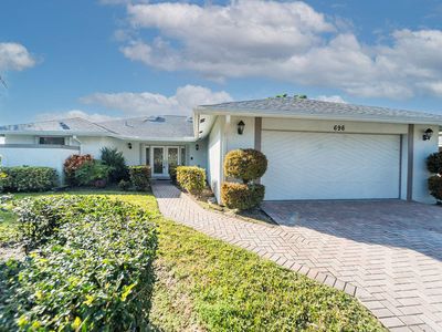 696 Juniper Place, Wellington, FL, 33414
