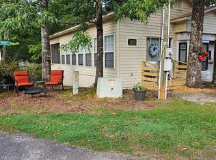 41 Cindy Pkwy, Cleveland, GA 30528