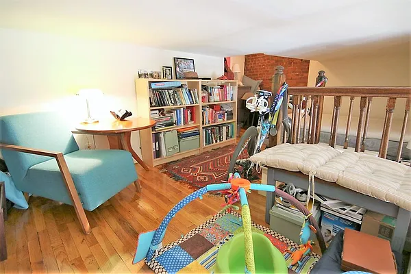 Rented by JK Dansar Corp | media 56