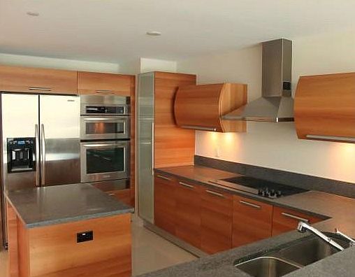 2nd image of 2950 NE 188th St APT 524
