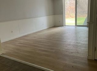 4 Bridgeview Cir UNIT 28, Tyngsboro, MA 01879