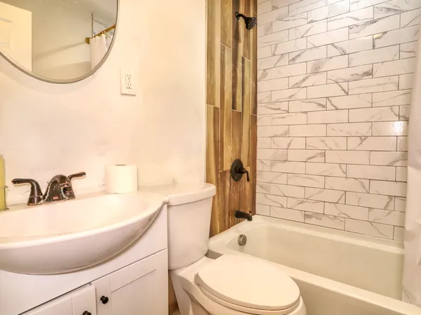 620 37th Street image 14 of 38