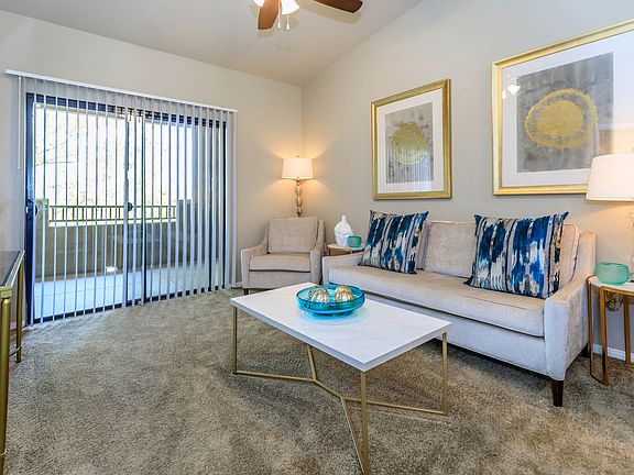 1e1/1f1 928 SQFT 1 Bed 1 Bath