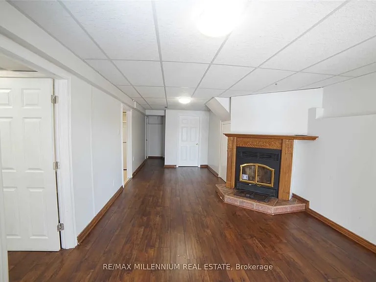 8 Dalzell Ave — Photo 6