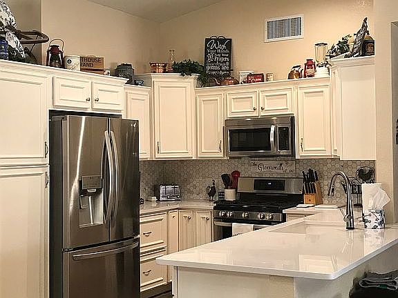2nd image of 10137 E Calle Del Este