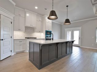 5733 Rose Prairie Blvd, Edmond, OK 73034