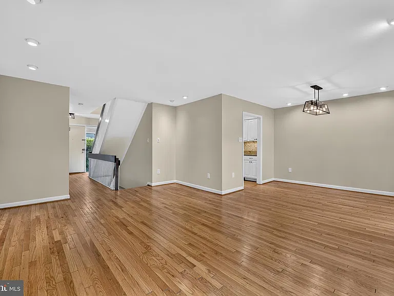 2031 Sarazen Pl — Photo 5