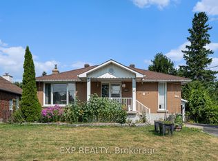 113 Ridgefield Cres, Ottawa, ON K2H6T4