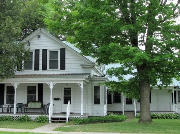 30 Depot St, Chateaugay, NY 12920