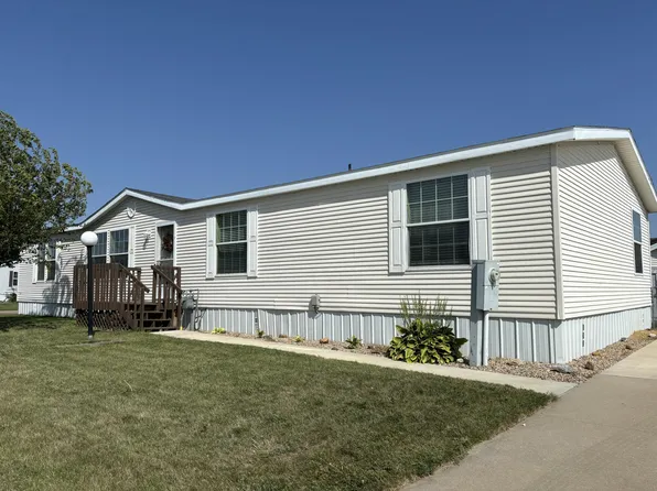 203 Mercury St, Pierre, SD 57501
