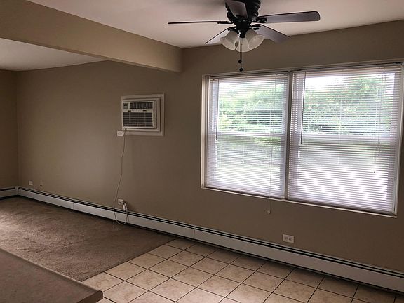 4th image of 1000 E 150th Pl Floor 2