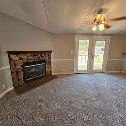 4 bed, 2044 sqft, $1,650 — Photo 3