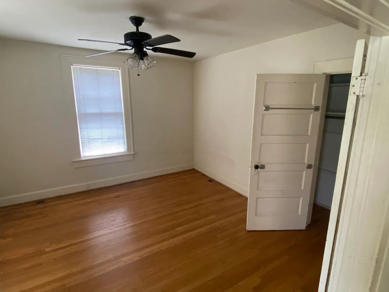 606 Progress St NE — Photo 4