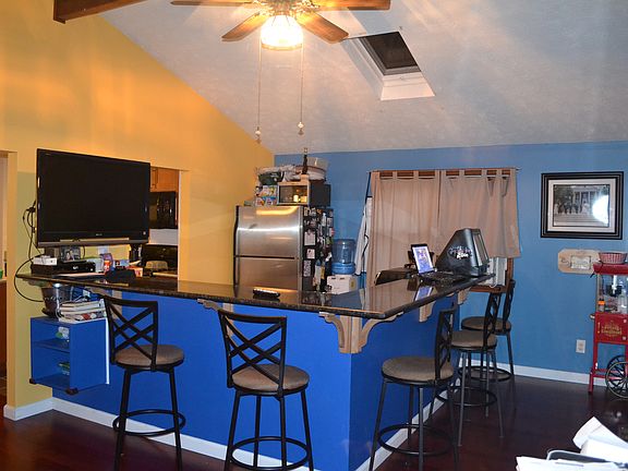 5th image of 1024 Barnsley Dr