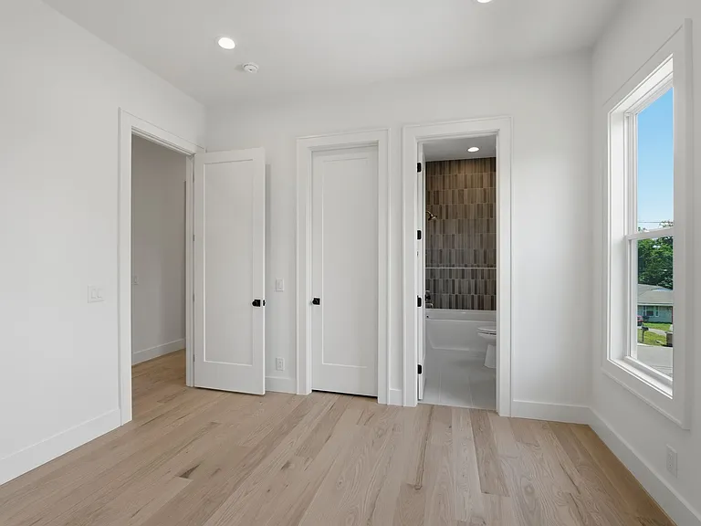 731A Croley Dr — Photo 31