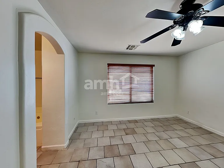 7659 S Meadow Spring Way — Photo 8