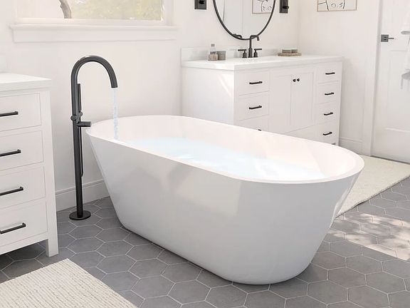 Primary bath with freestanding tub