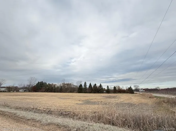 31 Mile Rd, Lenox, MI 48050