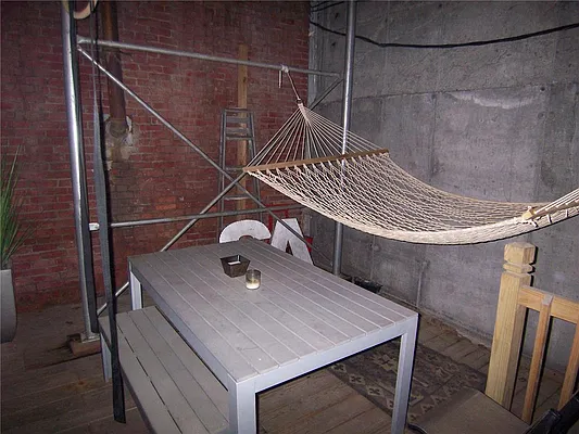 Rented by Maz Group NY | media 11