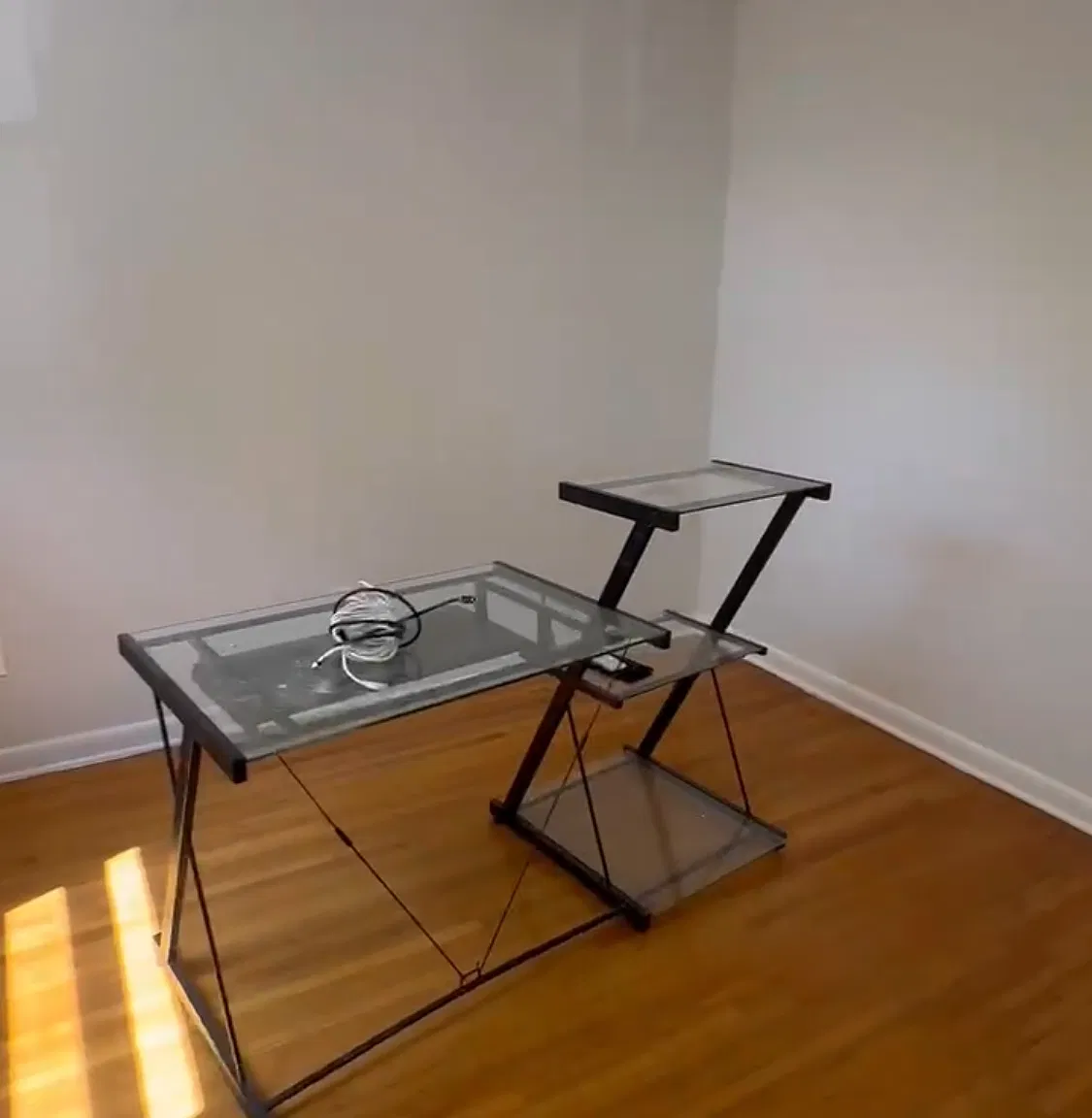 3 bed, $3,200 — Photo 3