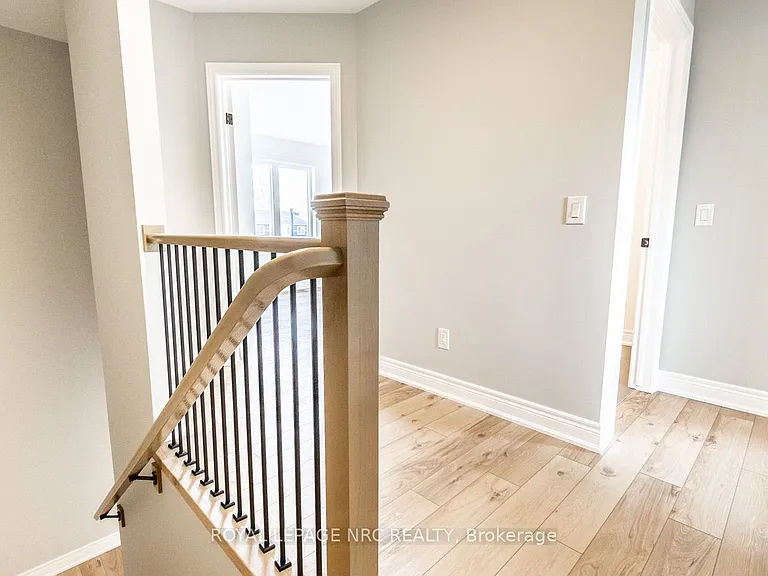 121A Moffatt St #21 — Photo 15
