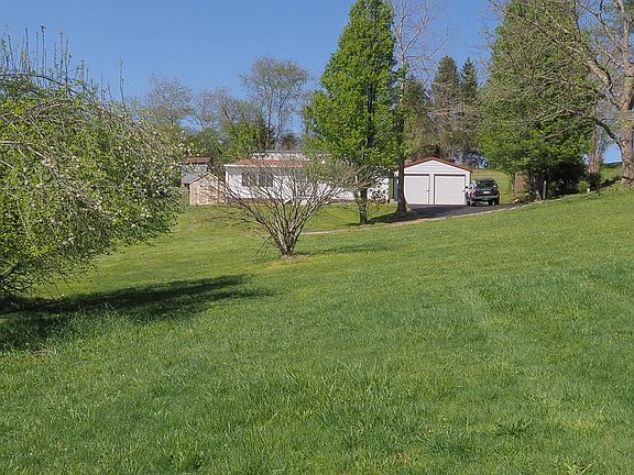 2nd image of 1448 New River Pkwy
