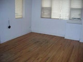 3rd image of 4855 N Avers Ave APT G
