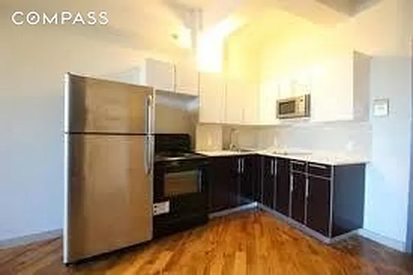 Rented by Compass | media 12